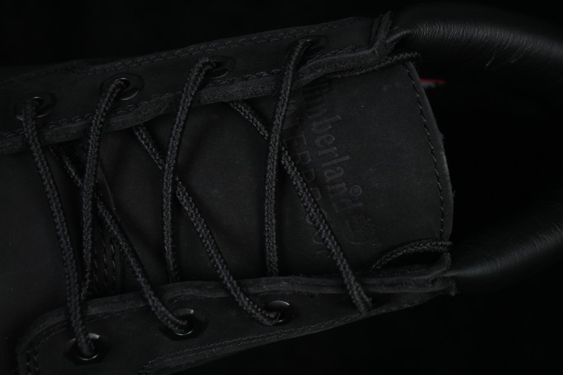 Timberland Classic Mid-Top Black Boots - 032085