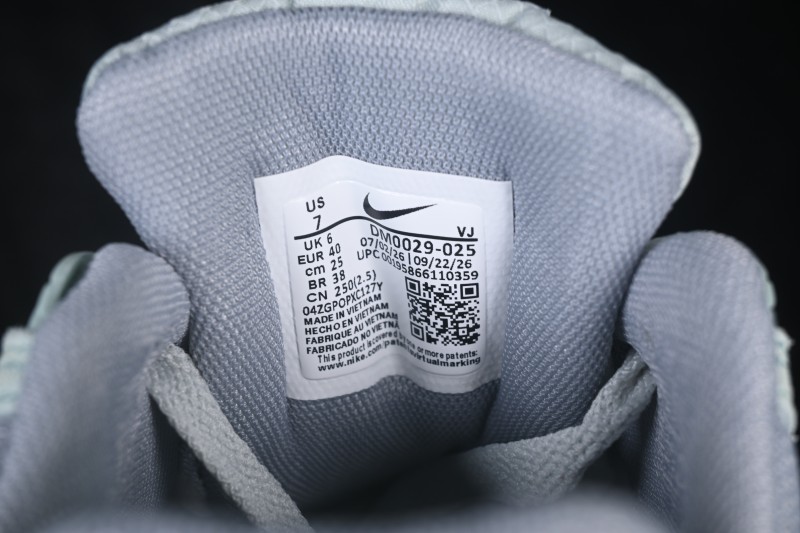Nike Air Max 90 Retro Running Shoes with Air Cushion - DM0029-025