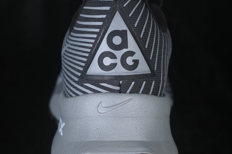 Nike ACG Ultrafly Trail Running Shoes with Cushioned Racing Design - HF5668-001