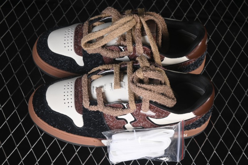Fendi Match Round Toe Thick Sole Low Top Casual Sneakers - AHH2F1FHS