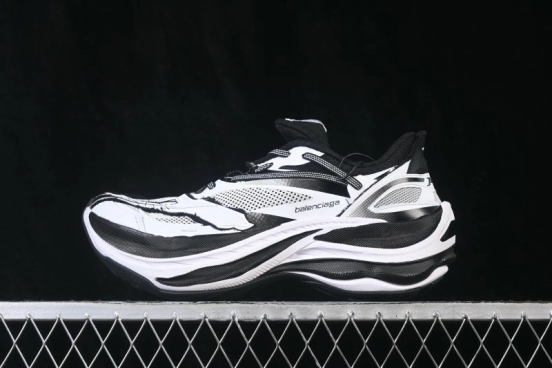 Balenciaga Jet Chunky Low-Top Dad Sneakers with Embossed Print - WMRTN9010