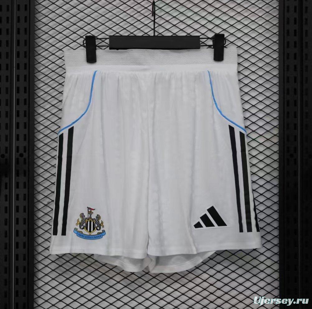 Player Version 25/26 Newcastle United Home Shorts