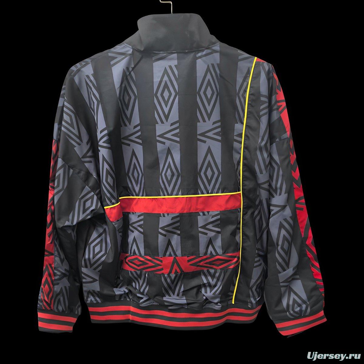 25/26 Manchester United Umbro Heavy Trench Black Coat