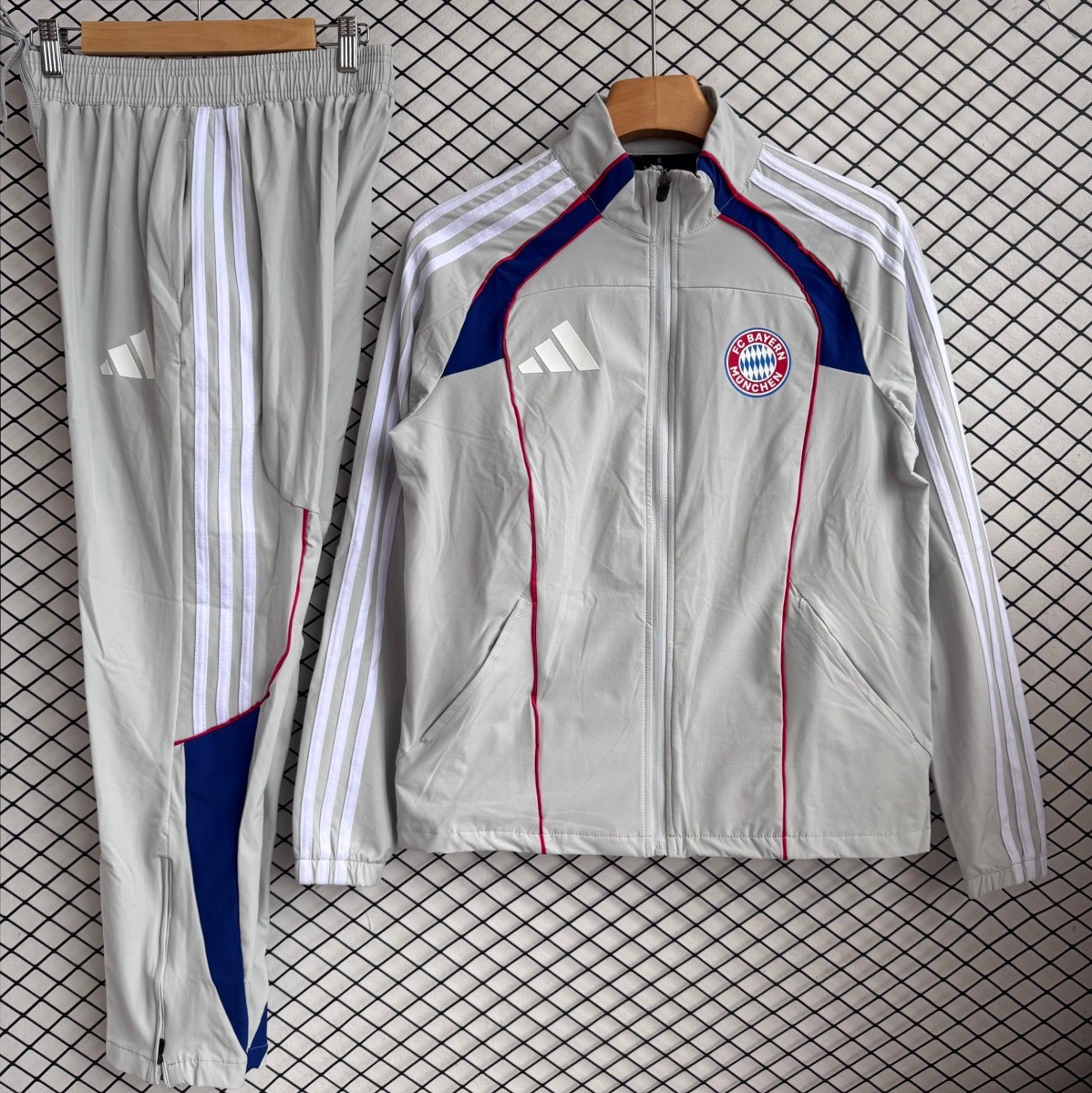 25/26 Bayern Munich Grey with Red Full zipper Jacket Tracksuit+ long pants