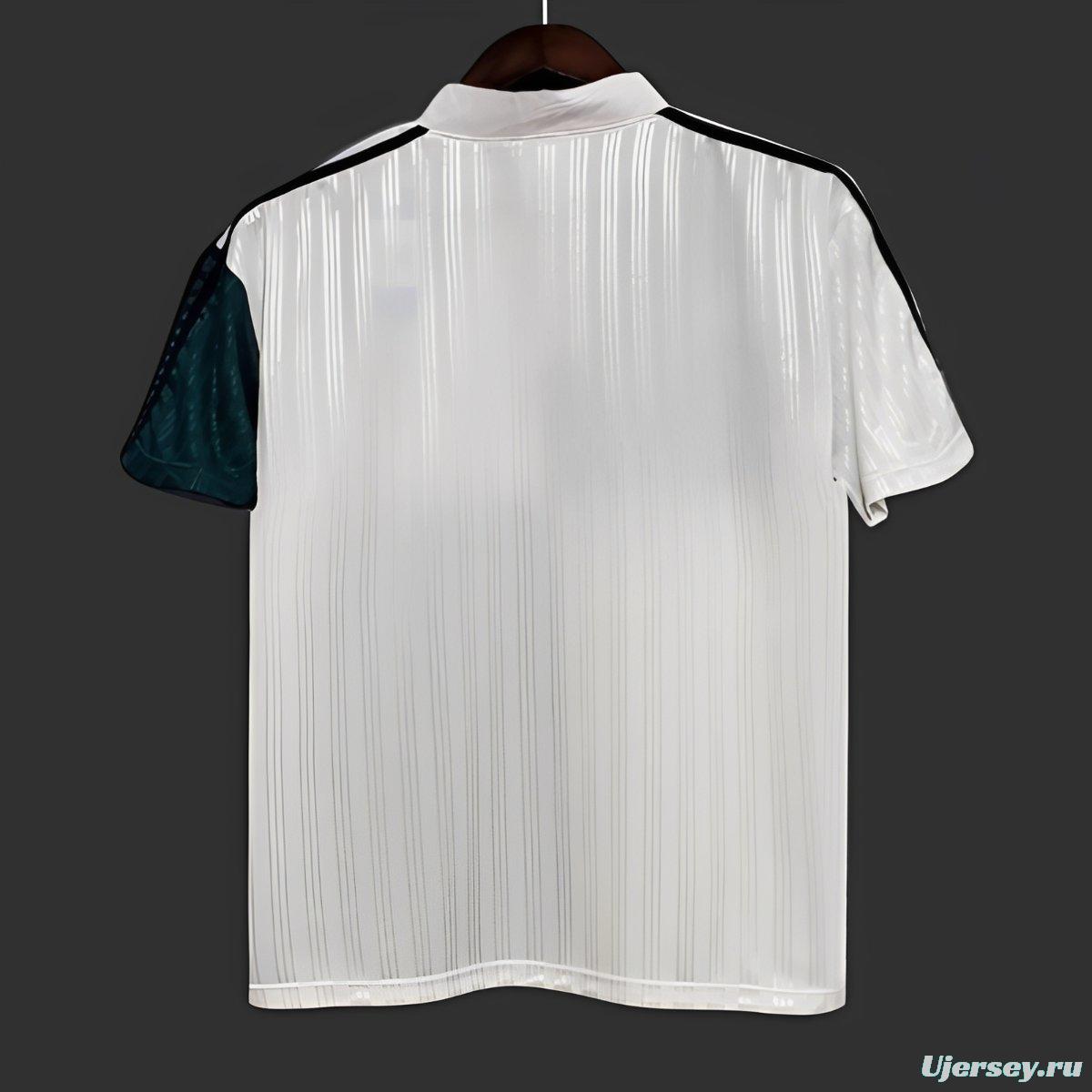 Retro 95/1996 Liverpool Away Jersey