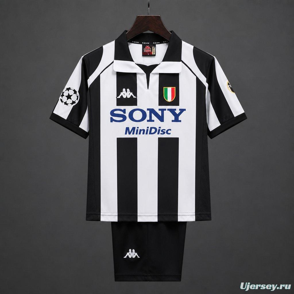 Retro Kids 97/98  Juventus Home Jersey