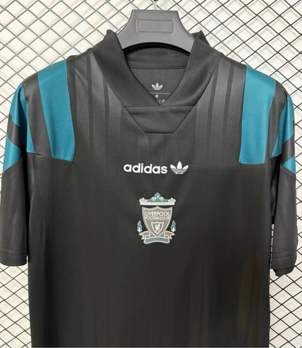 26/27 Liverpool EQT  Black Jersey